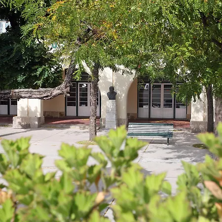 Turismo Do Seculo エストリル